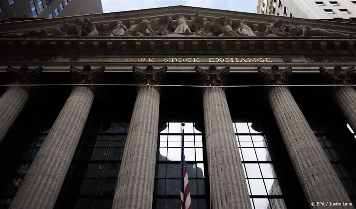 autofabrikant rivian zakt op voorzichtig wall street