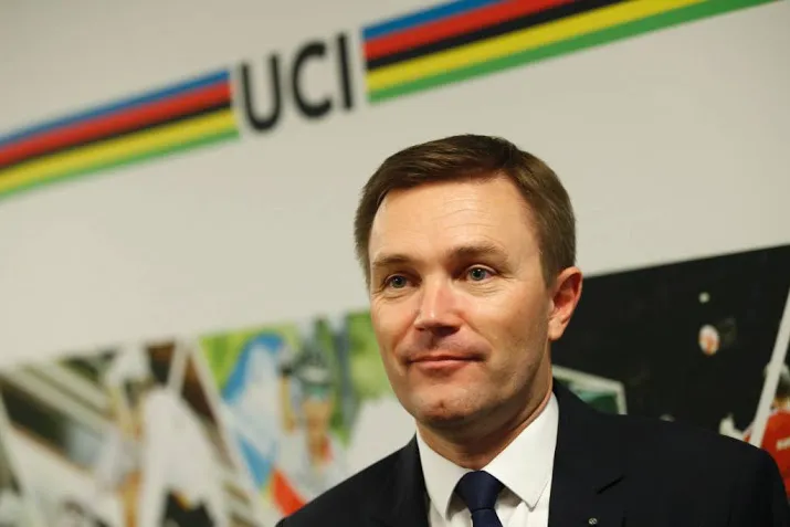 baas wielerunie wil onderzoek naar team sky