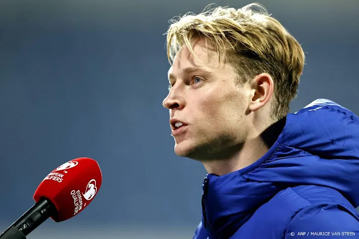 barcelona wil alles doen om frenkie de jong te behouden