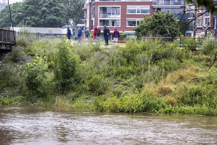 basisscholen in roermond dicht om hoogwater