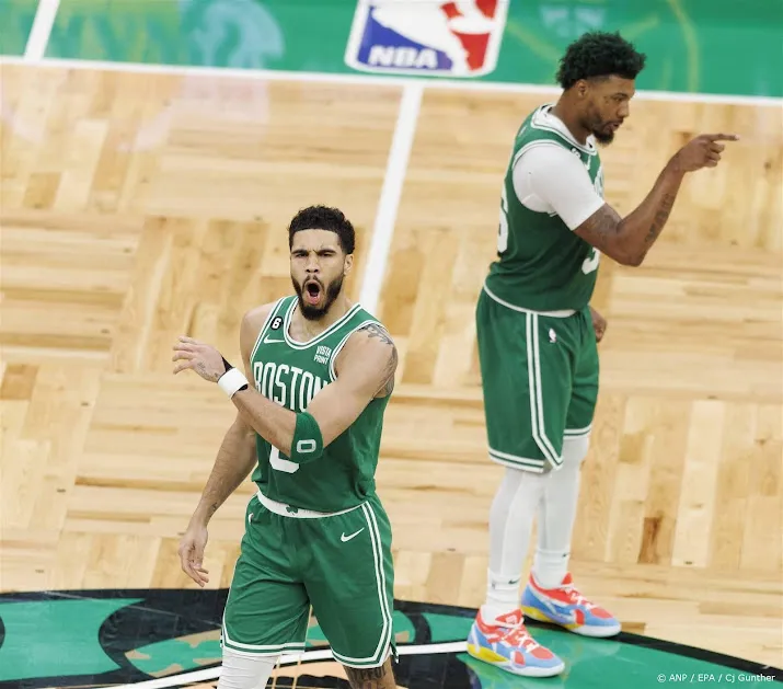 basketballers celtic declasseren warriors in nba 140 88