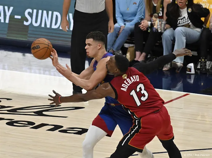 basketballers denver nuggets winnen eerste duel nba finale