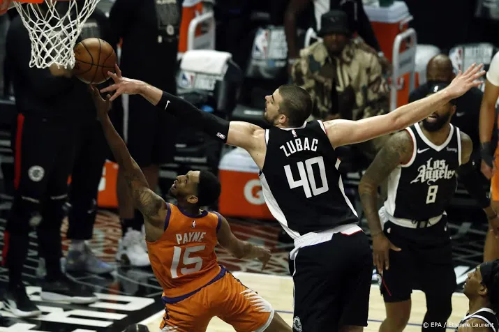 basketballers la clippers voorkomen uitschakeling in play offs