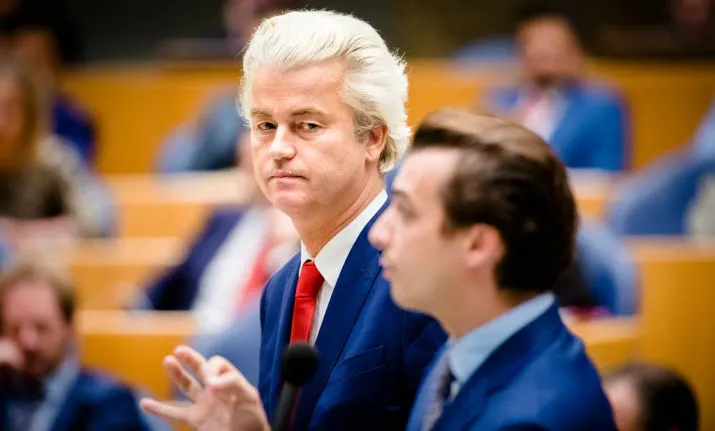 baudet zit wilders virtueel op de hielen