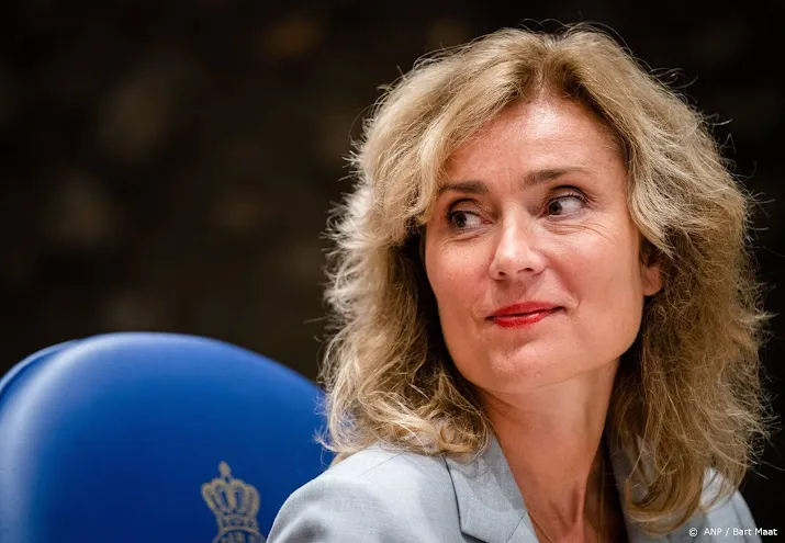 bedreigde tweede kamerleden krijgen meer ondersteuning en advies