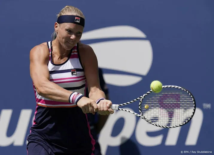 bertens knokt zich naar tweede ronde in peking
