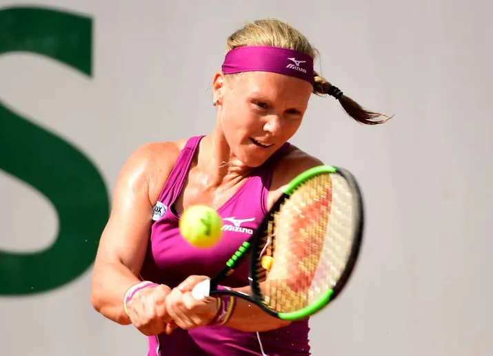 bertens wint ook in dubbelspel in parijs