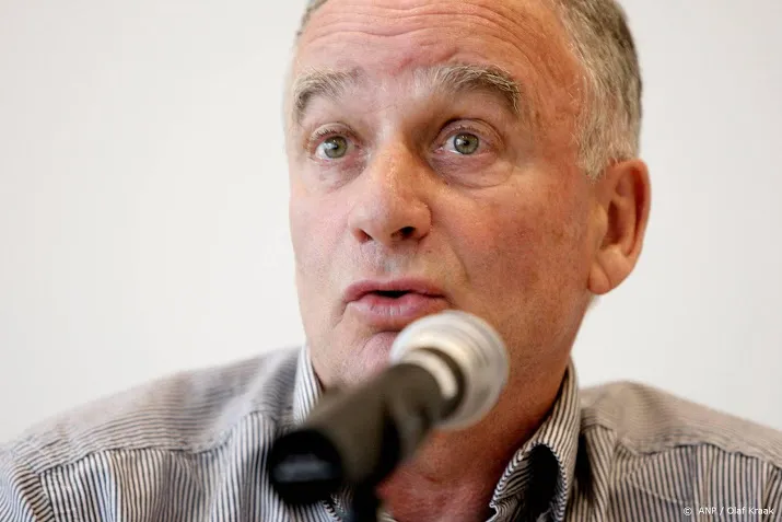 beschamend dat nederland zo laat begint met vaccineren