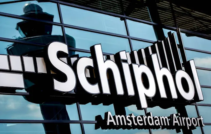 beveiligers schiphol gaan staken