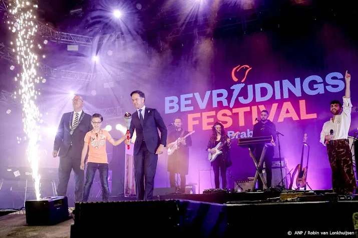 bevrijdingsfestivals gestart met optreden duncan laurence
