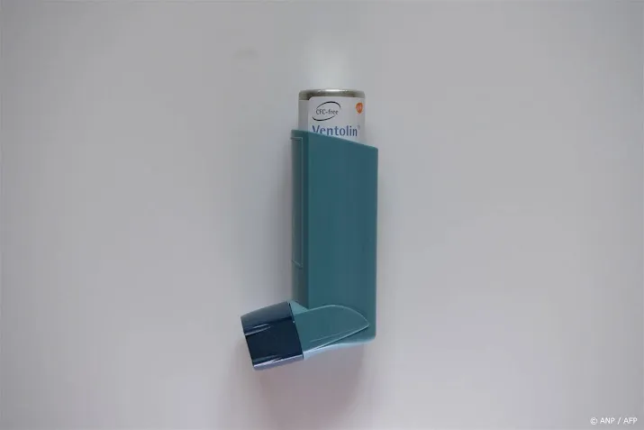 bijwerkingencentrum krijgt veel klachten over astma inhalator