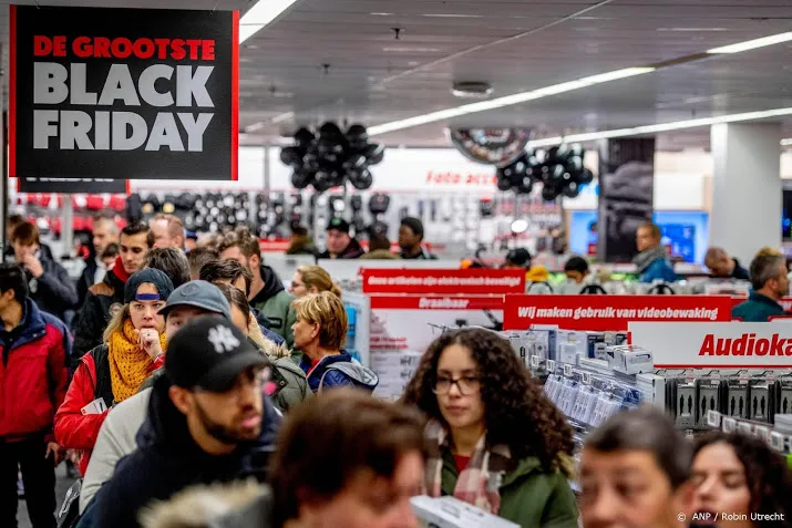 black friday spekt omzet moeder mediamarkt