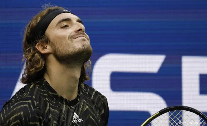 blessure houdt griekse tennisser tsitsipas uit daviscup