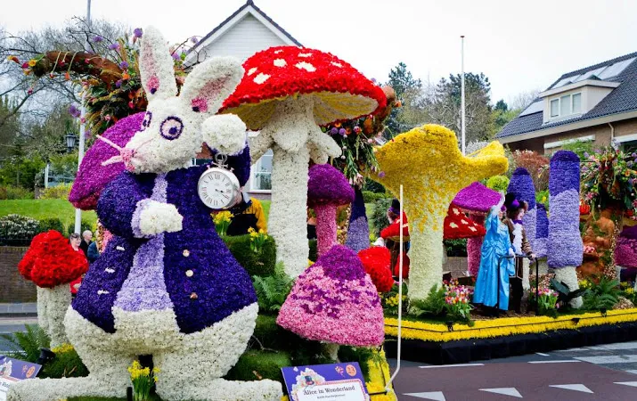 bloemencorso bollenstreek viert het voorjaar