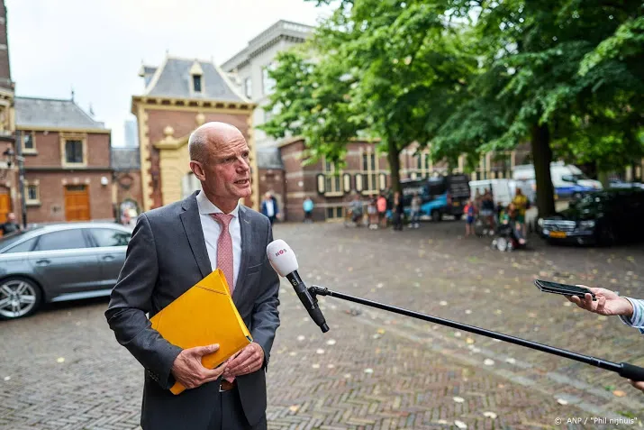 blok roept op tot onafhankelijk onderzoek naar navalni