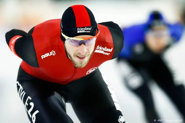 blokhuijsen leidt na eerste schaatsdag op nk allround