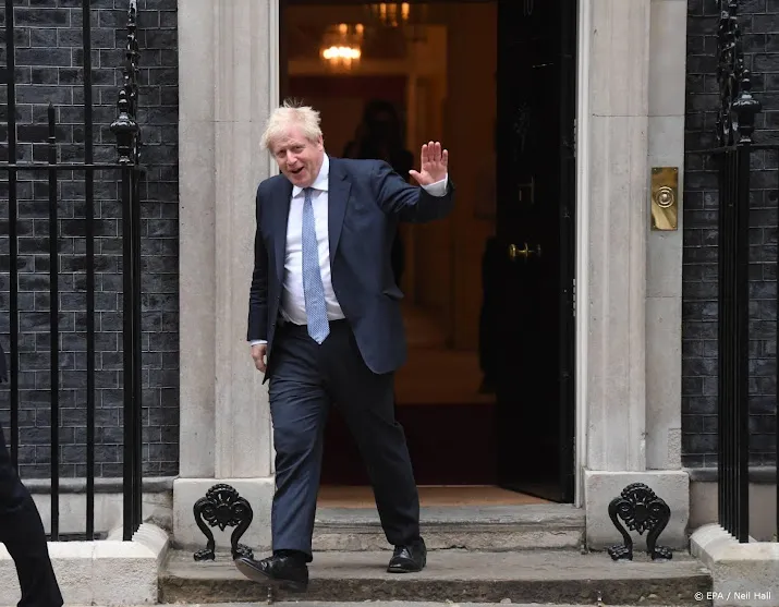 bloomberg eu bereid brexitdeal met britten op te schorten