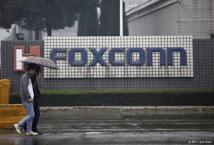 bloomberg protesten bij belangrijkste iphone fabriek in china