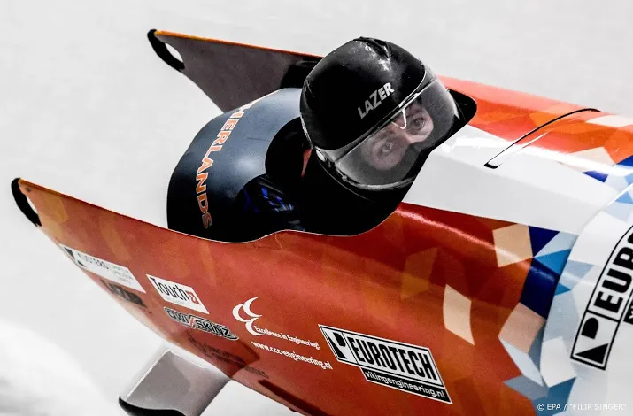 bobsleeer de bruin zestiende bij wereldbeker winterberg