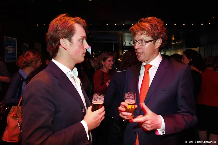 boek over sywert van liendens miljoenen bovenaan bestseller 60