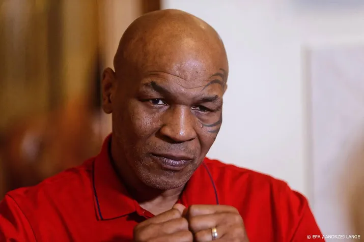 boksarbiter van beroemd bijtgevecht tyson overleden