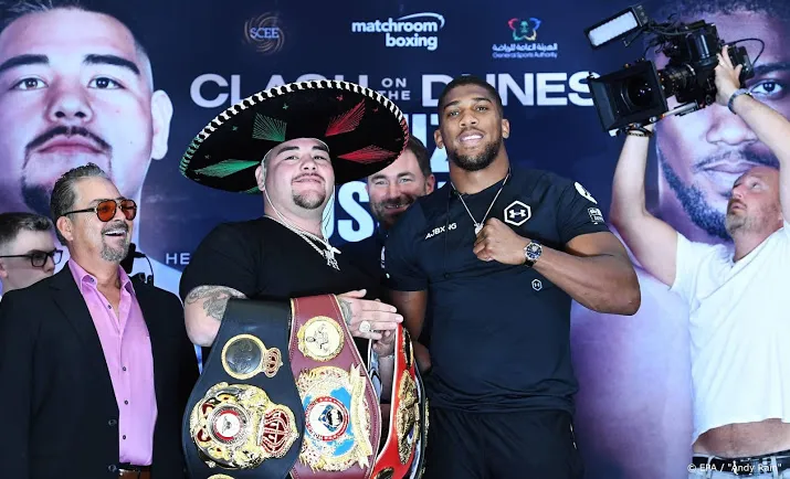 bokser joshua heeft vier wereldtitels terug