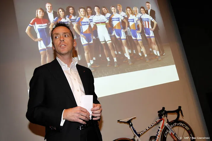 bondscoach moerenhout trots en emotioneel over dumoulin