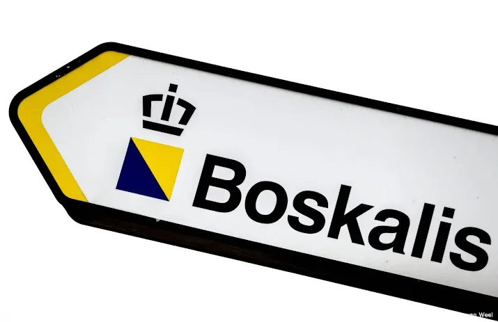 boskalis houdt vol dat bod hal op baggeraar eigenlijk te laag is