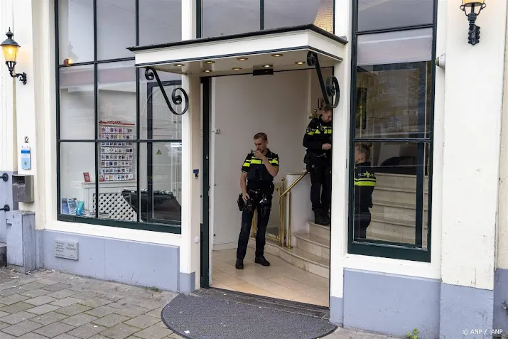 bretly d naast moord rotterdam verdacht van wurgen man in zutphen