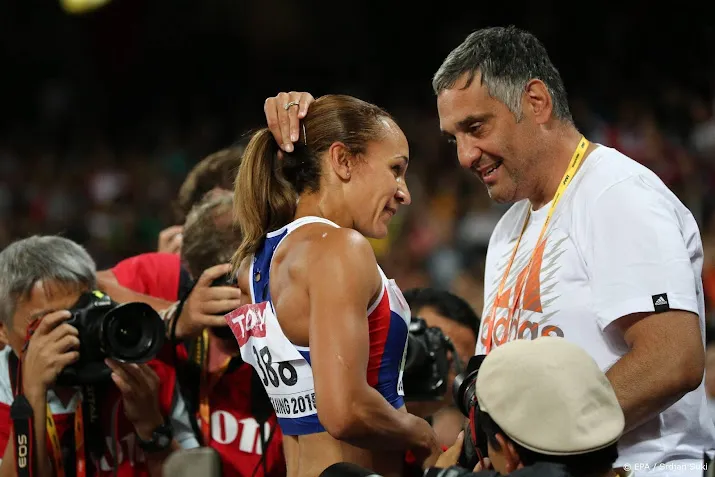 britse atletiektrainer levenslang geschorst om seksueel wangedrag