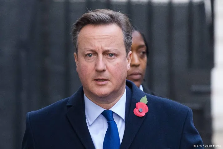 britse oud premier cameron onder vuur voor banden met greensill