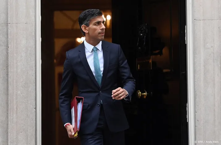 britse premier sunak wil meer bezuinigen en belastingen verhogen