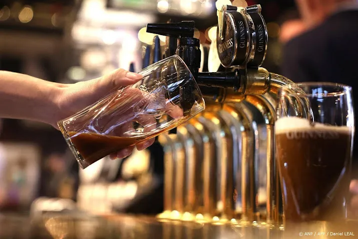 britse pubs sluiten in rap tempo 80 per maand in eerste kwartaal