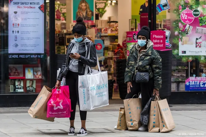 britse winkeliers hebben recordkwartaal achter de rug