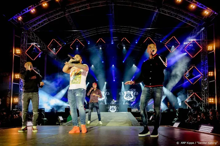 broederliefde weer geweerd van bevrijdingsfestival