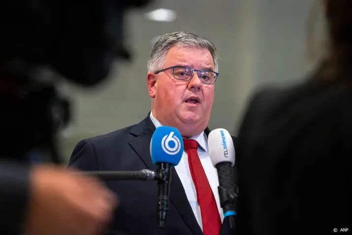 bruls in gesprek over inzet van het leger in de zorg