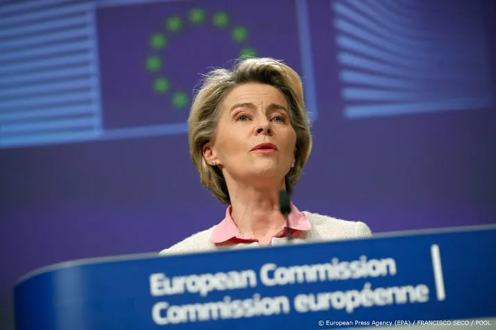 brussel neemt snel besluit over markttoelating moderna vaccin