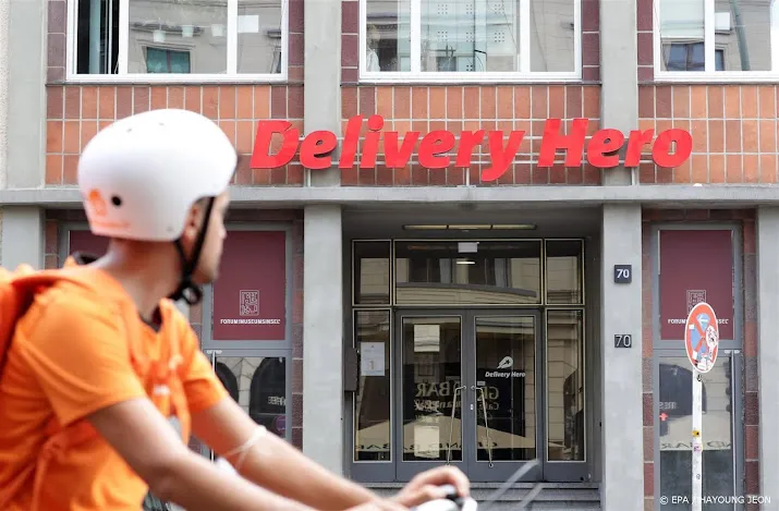 brussel verdenkt maaltijdbezorgers ook van loonkartel