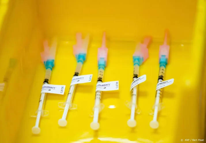 brussel wil nog eens 18 miljard pfizer vaccins in 2022 en 2023