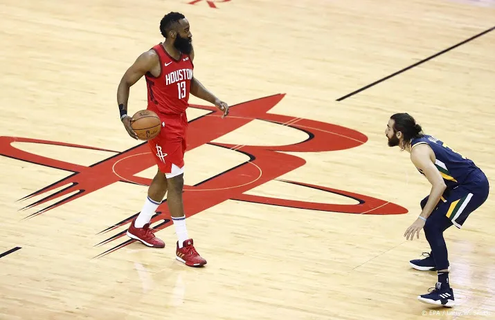 bucks en rockets blijven winnen