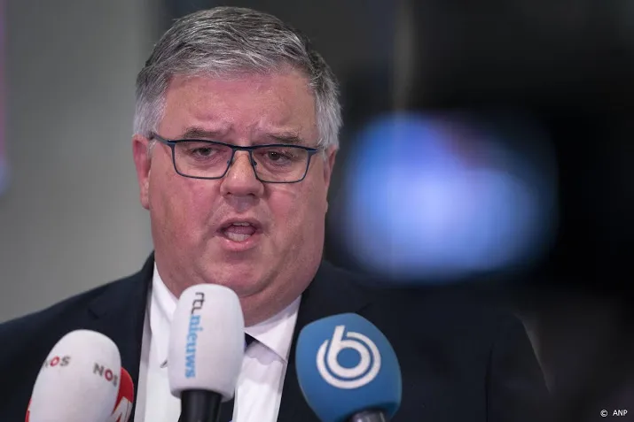 burgemeesters bespreken voortgang corona zonder ministers