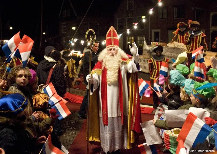 burny bos wil dat paard van sinterklaas niet meer wordt vertoond