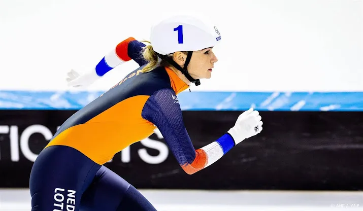 canadese schaatsster blondin troeft schouten af op massastart