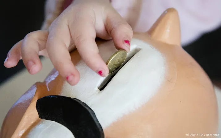 cbs nederlander pot meer geld op sinds uitbraak coronacrisis