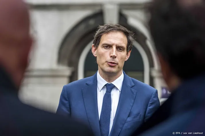 cda leider hoekstra de vries voorvechter vrije journalistiek
