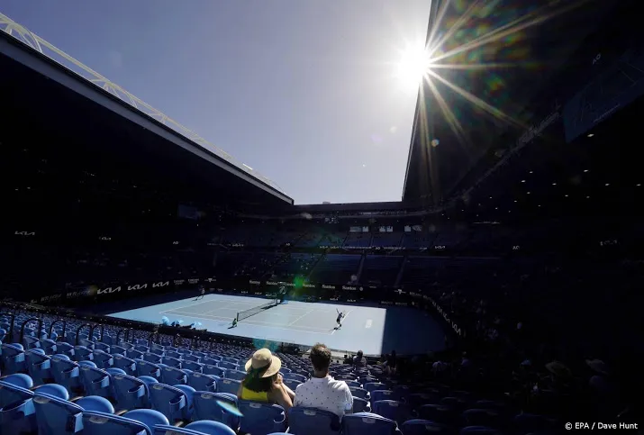 centercourt australian open ontruimd wegens aankomende lockdown