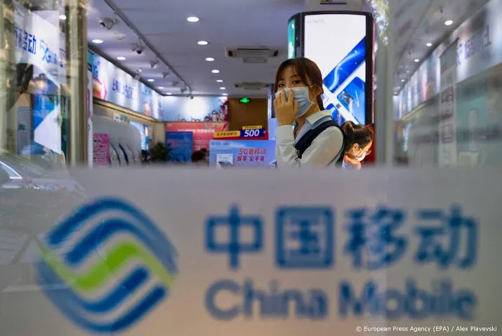 china fel tegen schrappen chinese bedrijven op beurzen new york