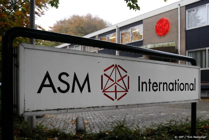 chiptoeleverancier asmi onderuit op damrak