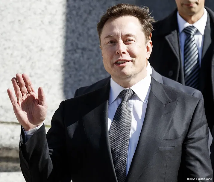 cnbc elon musk tijdelijk topman van twitter na overname