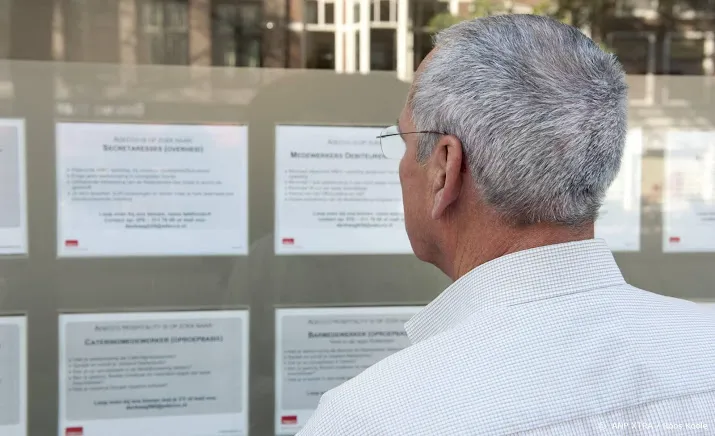 cnv veel werkgevers nemen weinig oudere werknemers aan